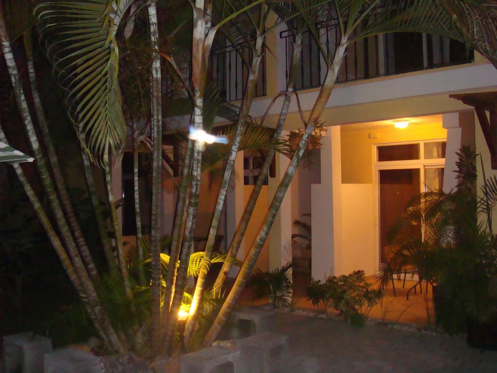 La Perla Holiday Apartments Pereybere Beach エクステリア 写真
