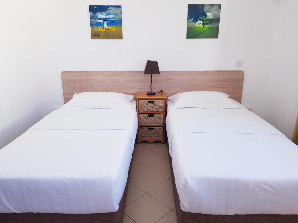 La Perla Holiday Apartments Pereybere Beach エクステリア 写真